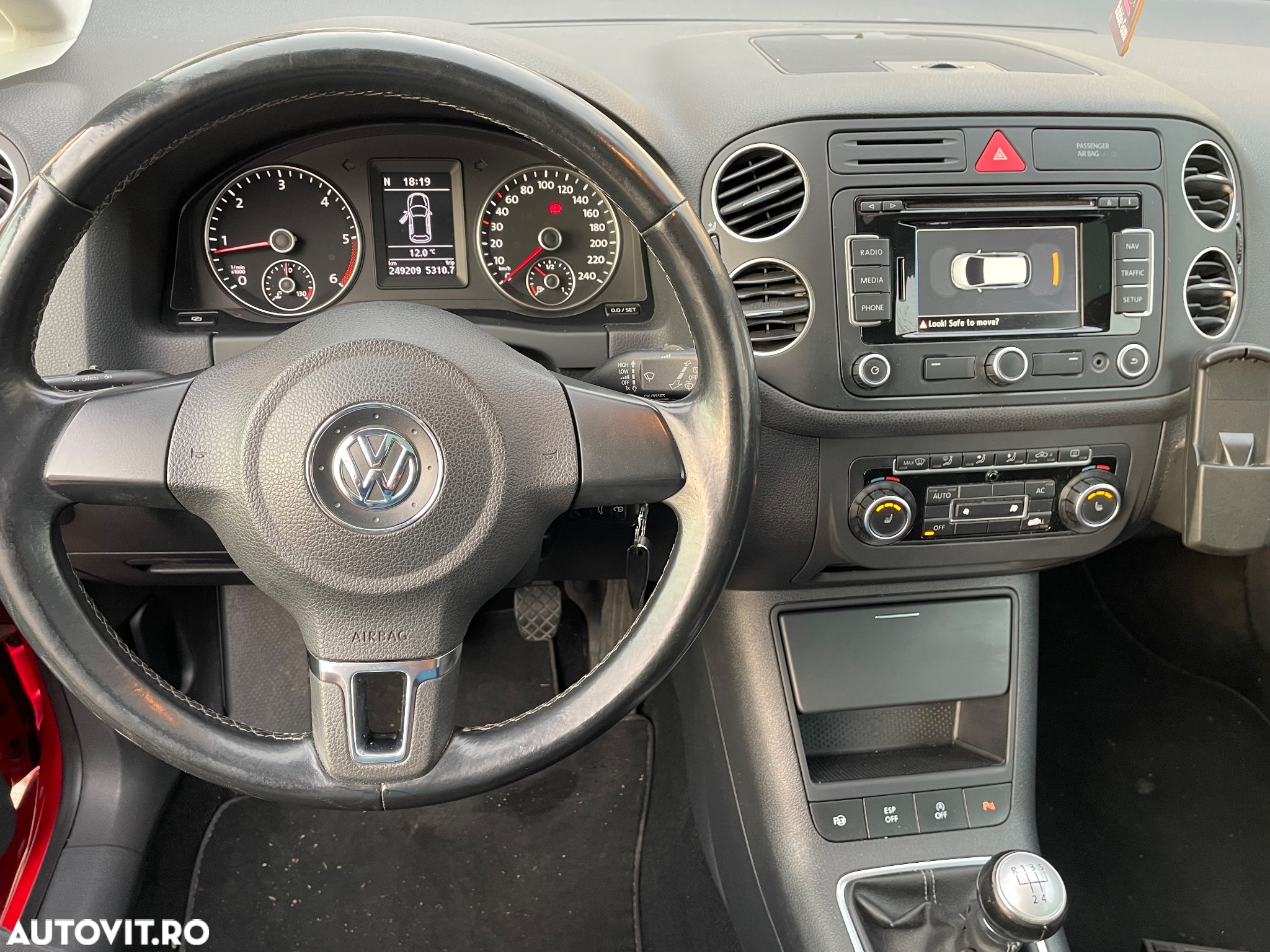 Volkswagen Golf Plus 1.6 TDI DPF BlueMotion Technology Team - 6