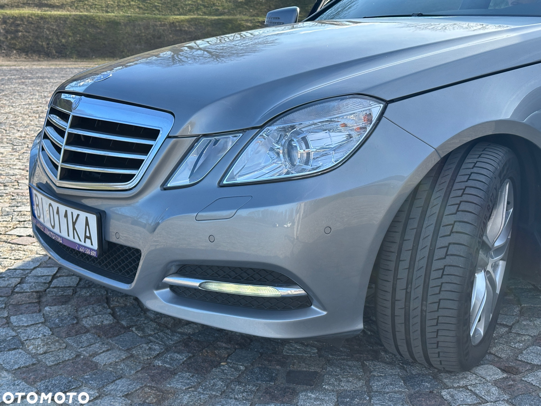 Mercedes-Benz Klasa E 200 BlueEFFICIENCY 7G-TRONIC Avantgarde - 32