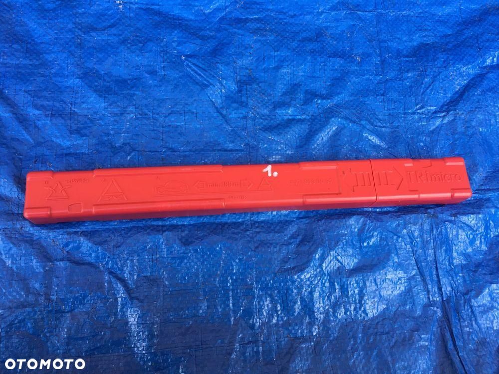 Mercedes GLA W212 Trójkąt Ostrzegawczy A1718900097 - 1