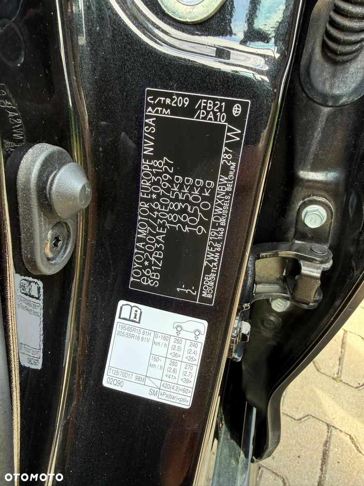 Toyota Corolla 1.8 Hybrid Comfort - 10