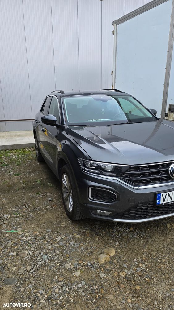 Volkswagen T-Roc - 2