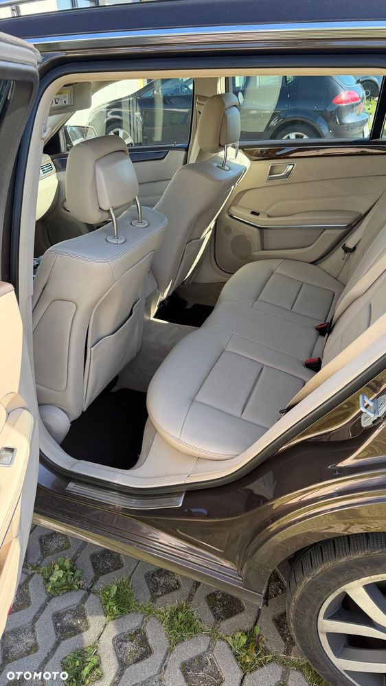 Mercedes-Benz Klasa E 220 BlueTEC 9G-TRONIC Avantgarde - 8