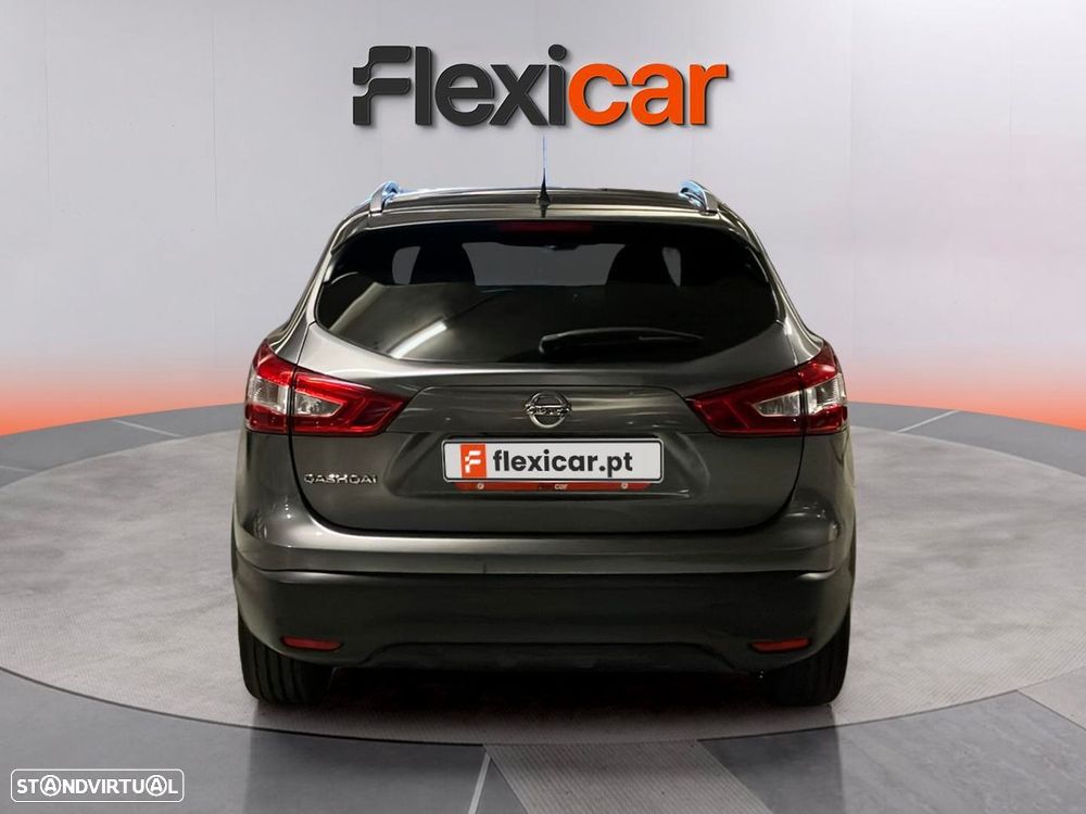 Nissan Qashqai 1.6 dCi Tekna Premium - 8