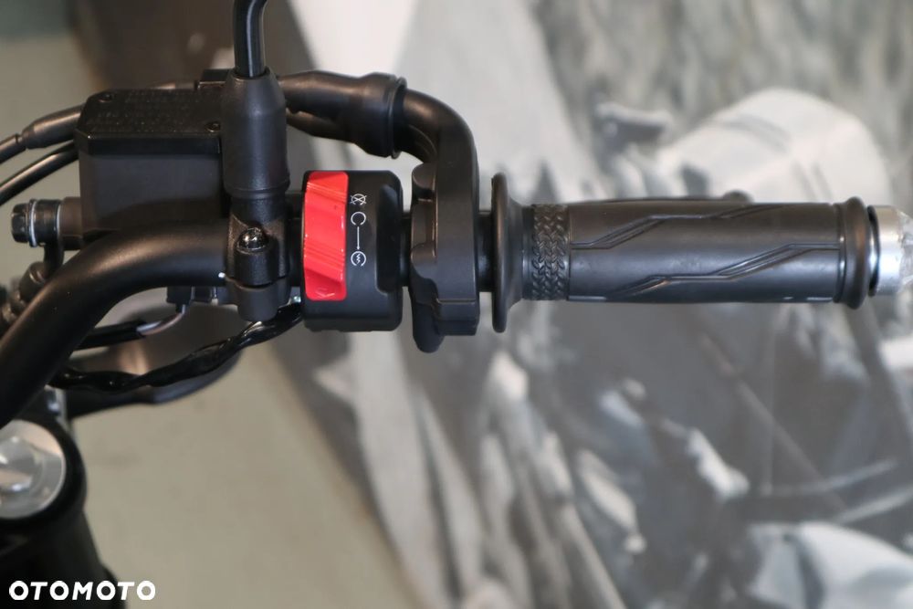 Yamaha XSR - 14