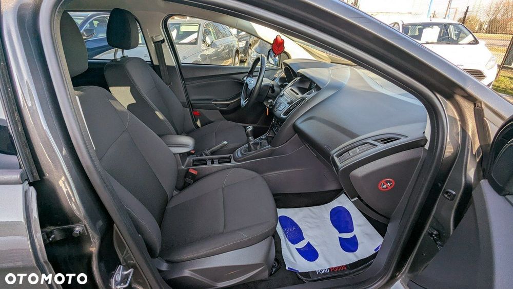 Ford Focus - 14
