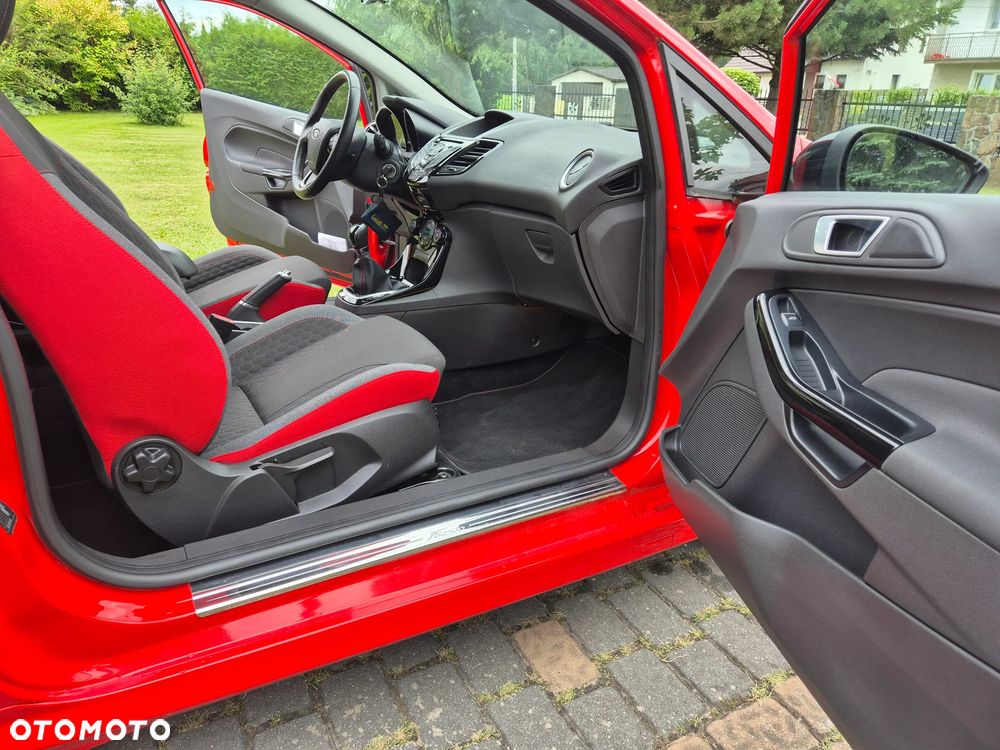 Ford Fiesta 1.0 EcoBoost STart-Stop Sport - 25