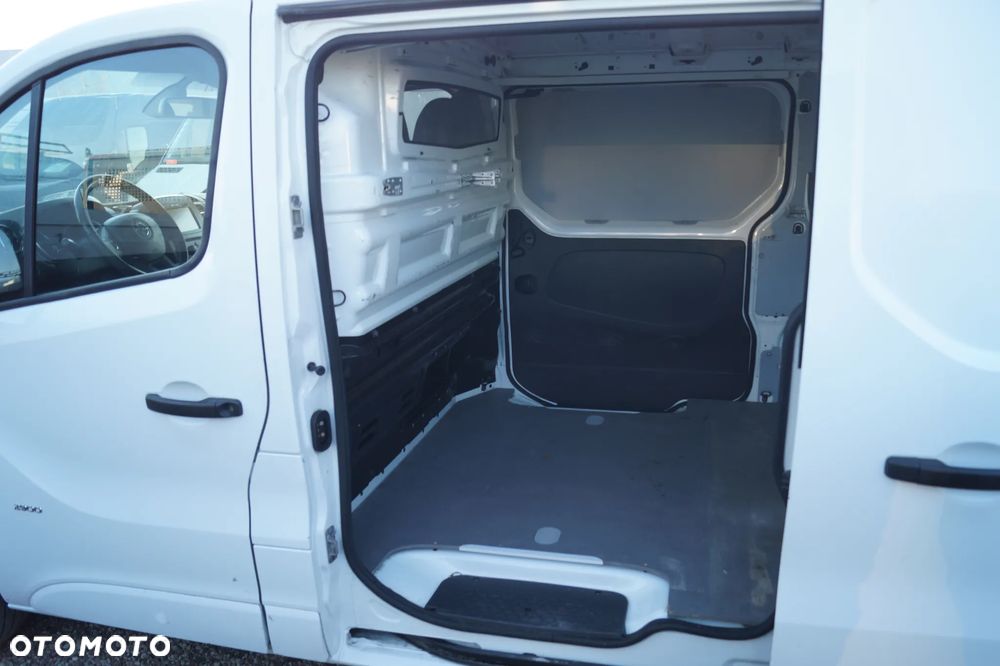 Opel Vivaro - 19