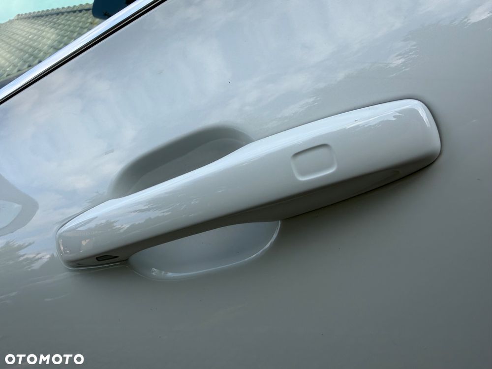 Volvo XC 60 B4 D AWD Inscription - 22