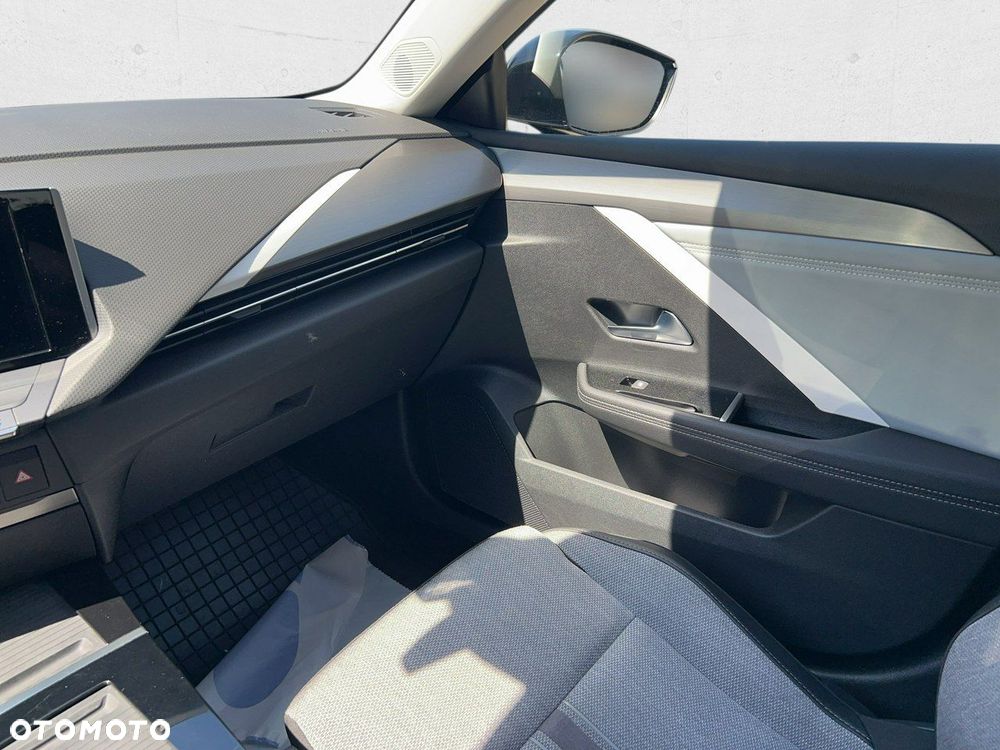 Opel Astra - 16