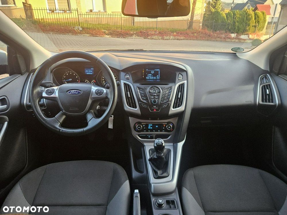 Ford Focus 1.6 Edition - 23