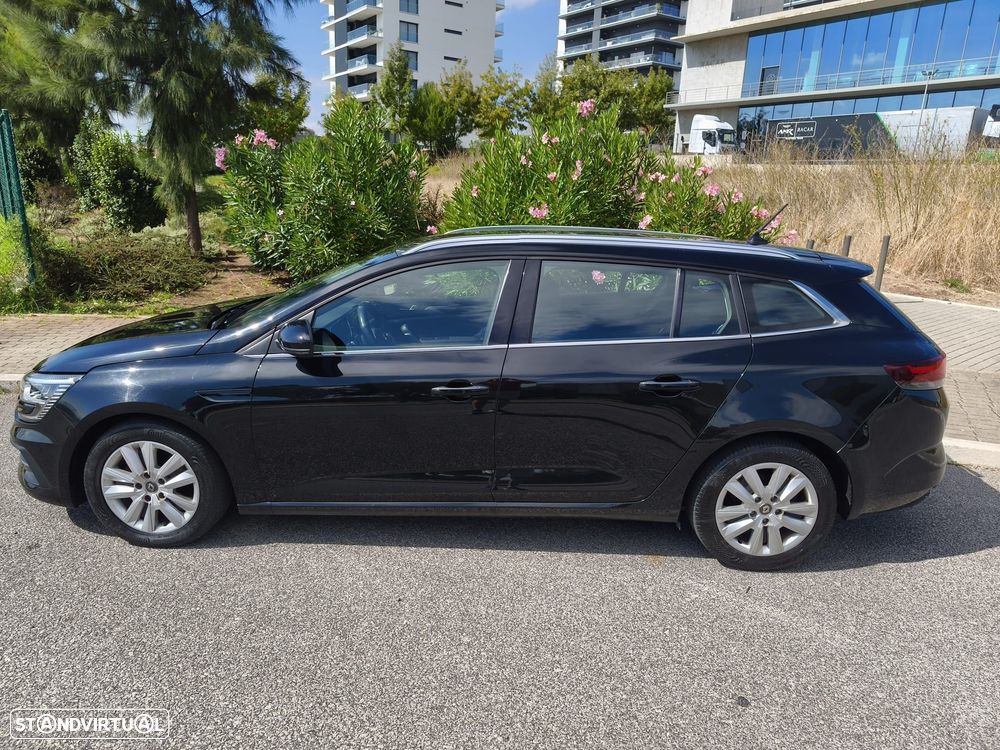 Renault Mégane Sport Tourer - 9