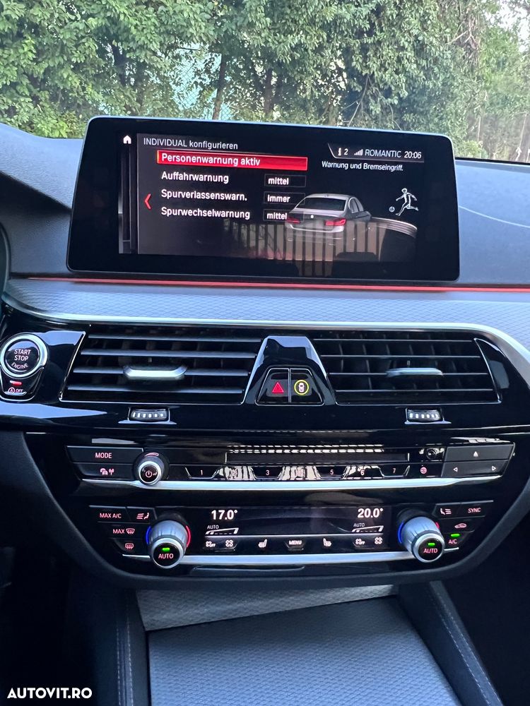 BMW Seria 5 530d xDrive - 28