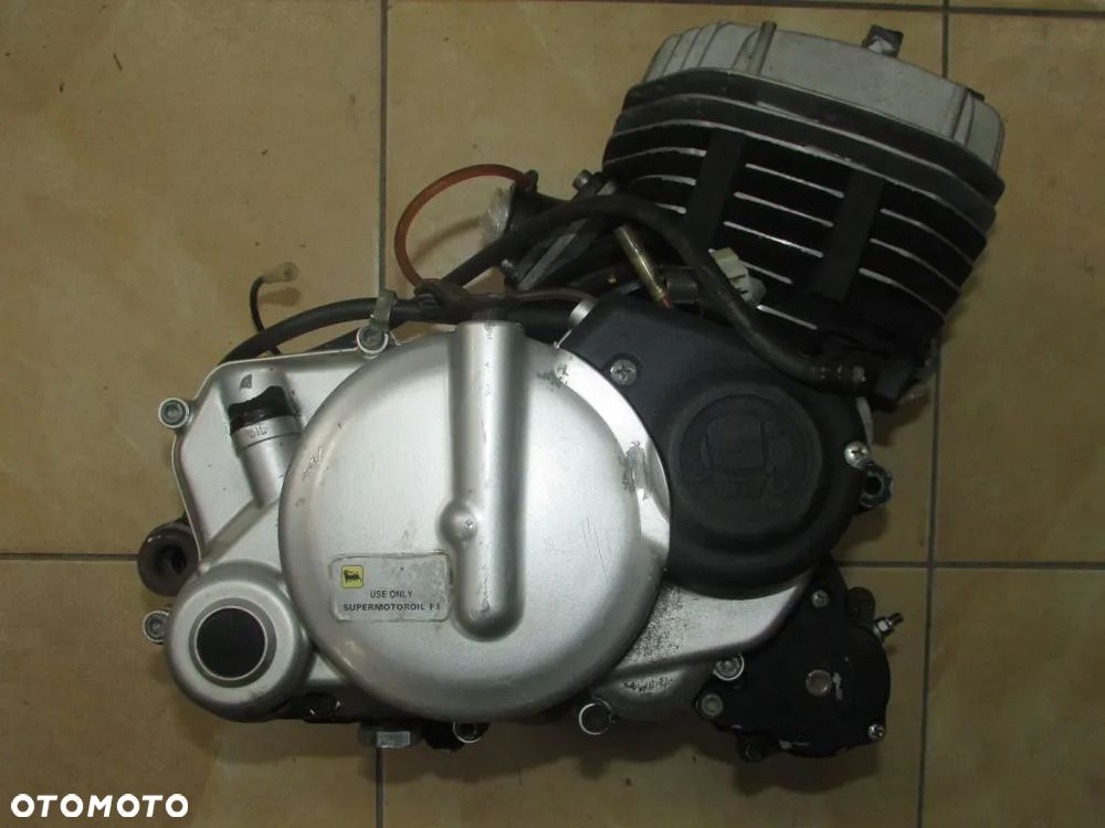 Cagiva 125 W8 silnik motor engine - 2