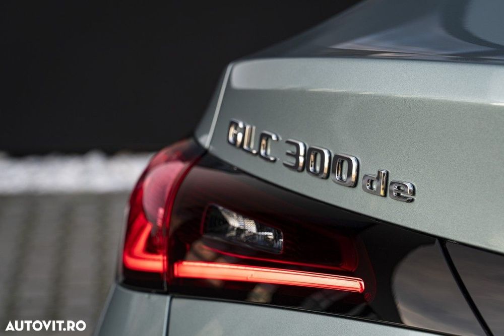 Mercedes-Benz GLC Coupe 300 de 4MATIC - 11