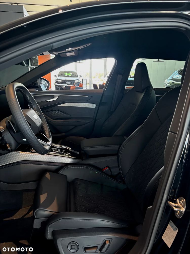 Audi A6 Avant TDI quattro S tronic - 8