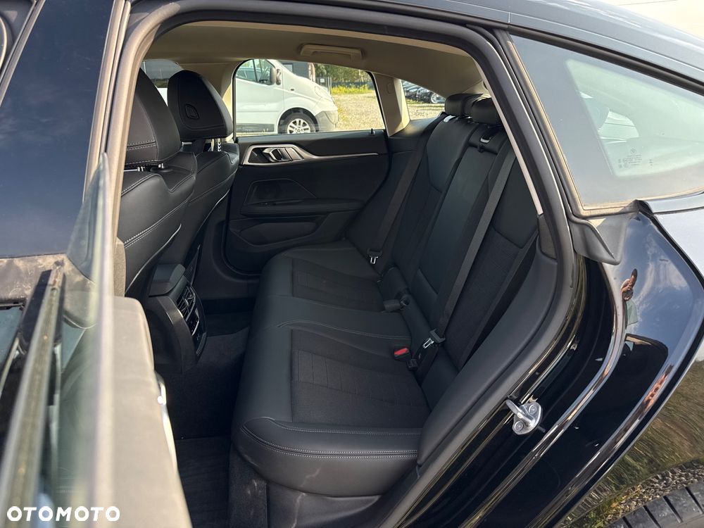 BMW Seria 4 420d xDrive Gran Coupe - 10