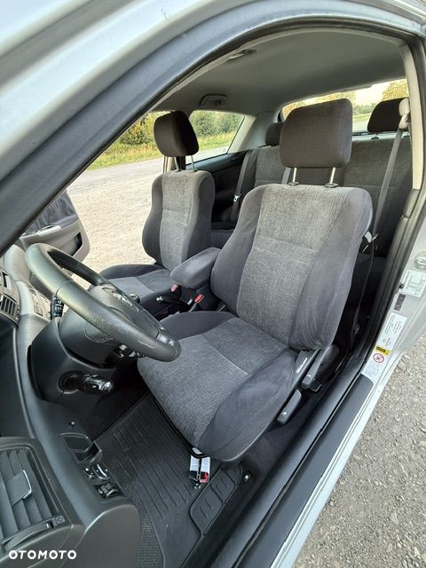 Toyota Corolla - 8