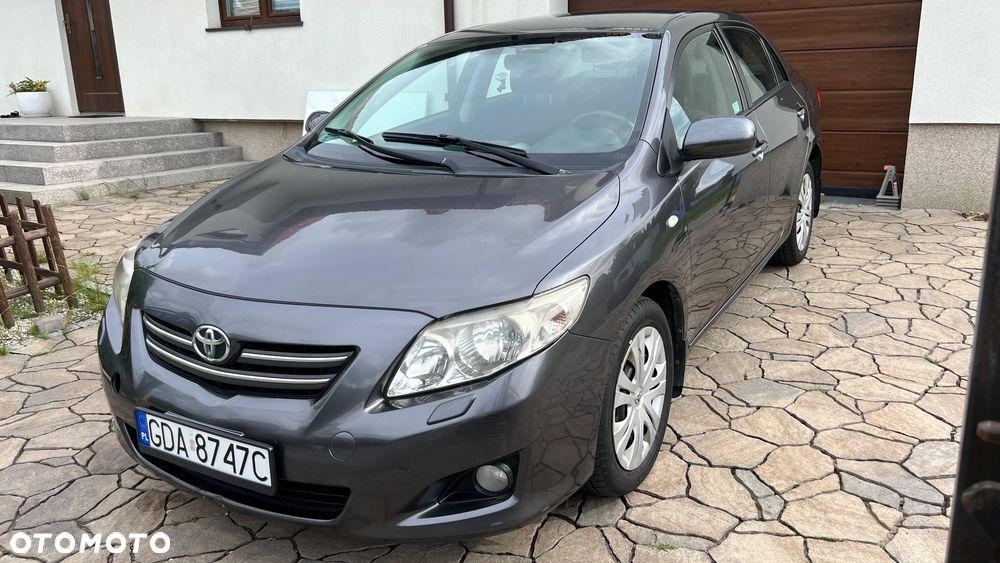Toyota Corolla - 11