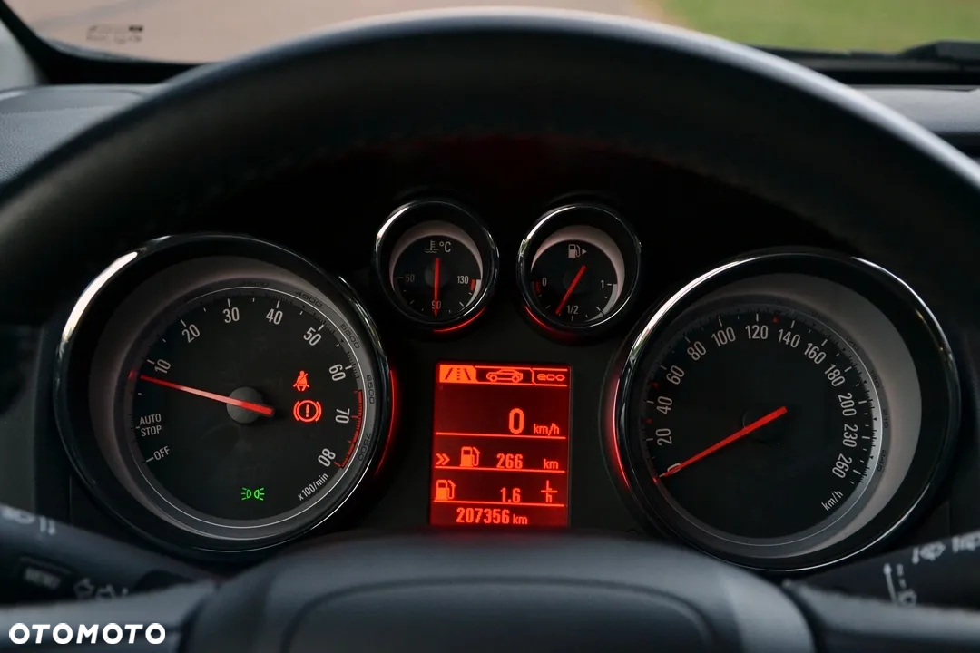 Opel Astra 1.4 Turbo Edition - 31