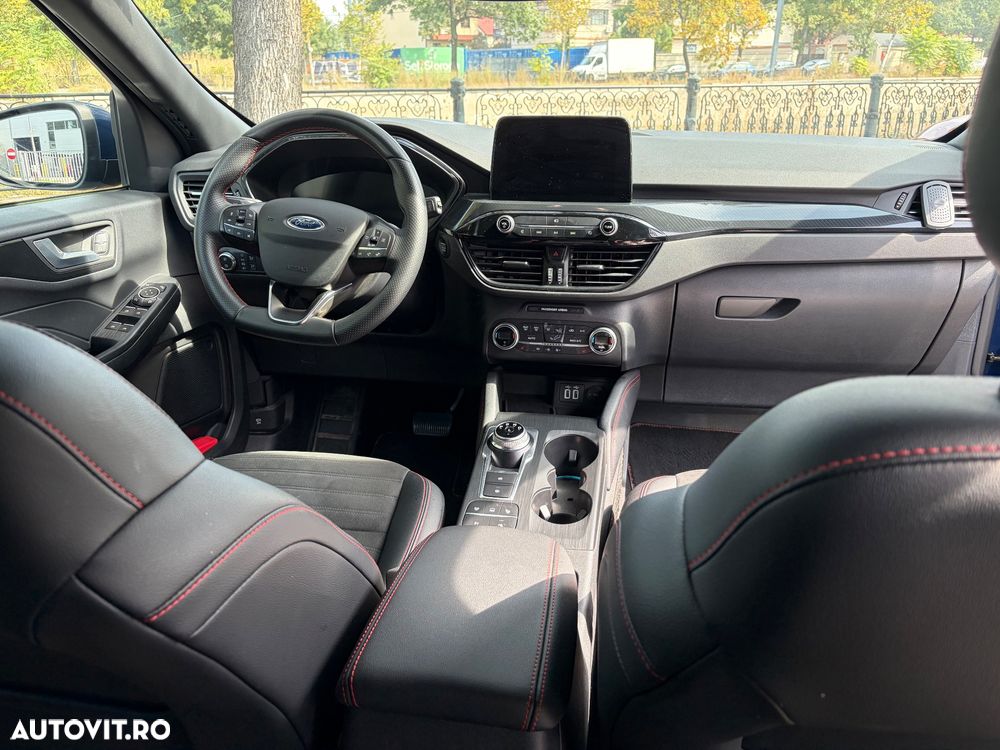 Ford Kuga - 8
