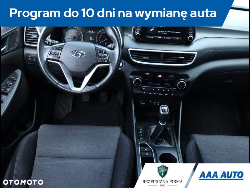 Hyundai Tucson - 8