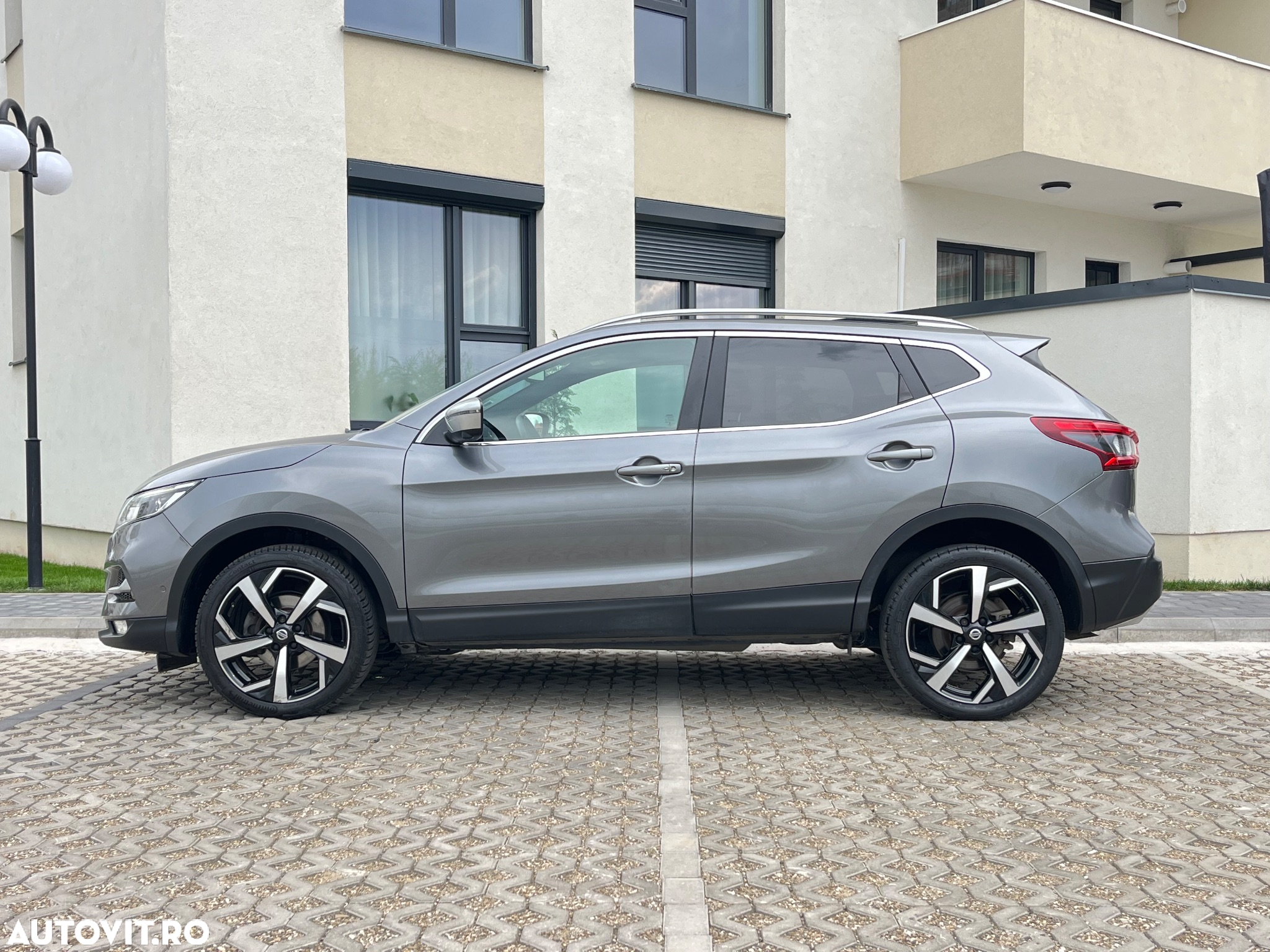 Nissan Qashqai - 10