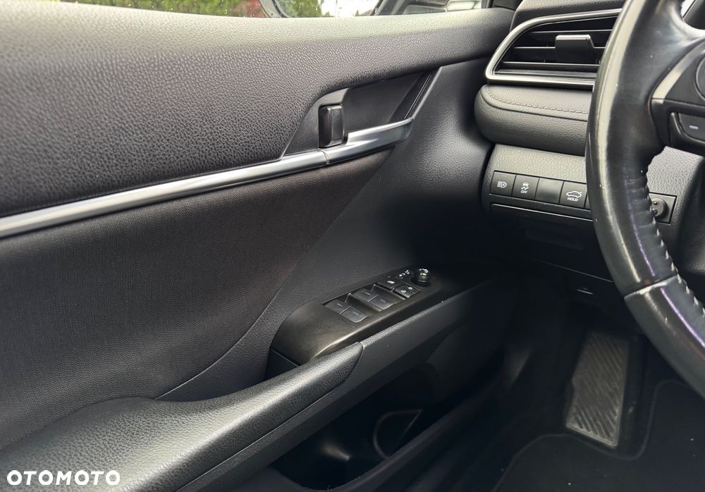 Toyota Camry 2.5 Hybrid Comfort CVT - 13