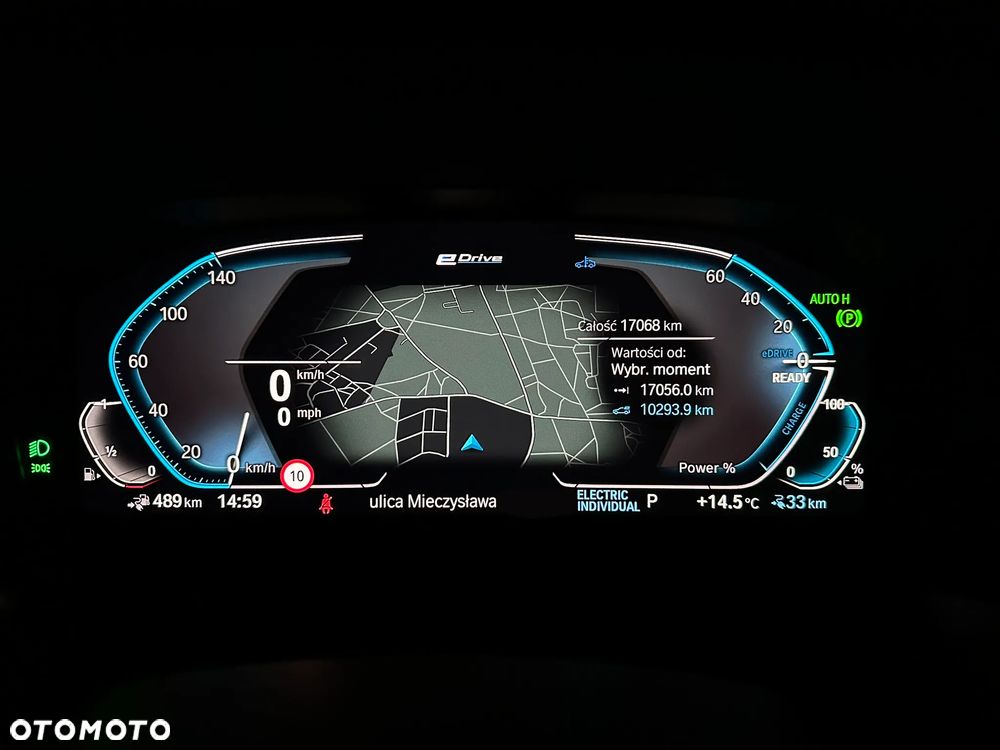 BMW Seria 3 330e xDrive M Sport sport - 17