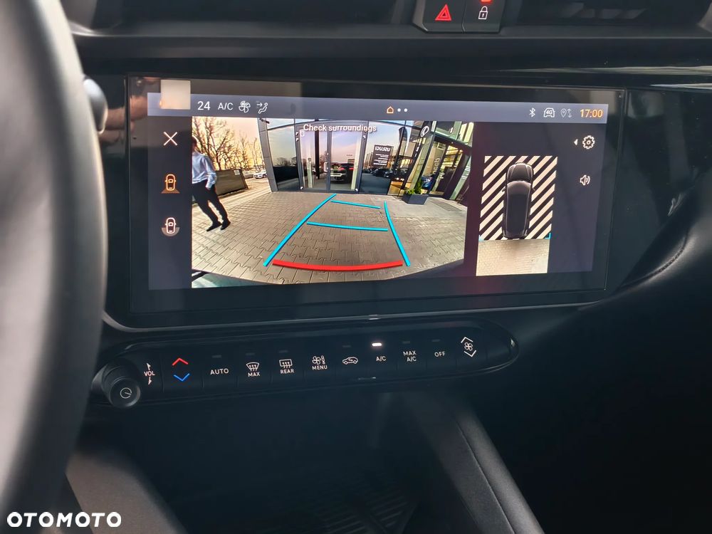 Alfa Romeo Junior 1.2 VGT Ibrida Ti - 29