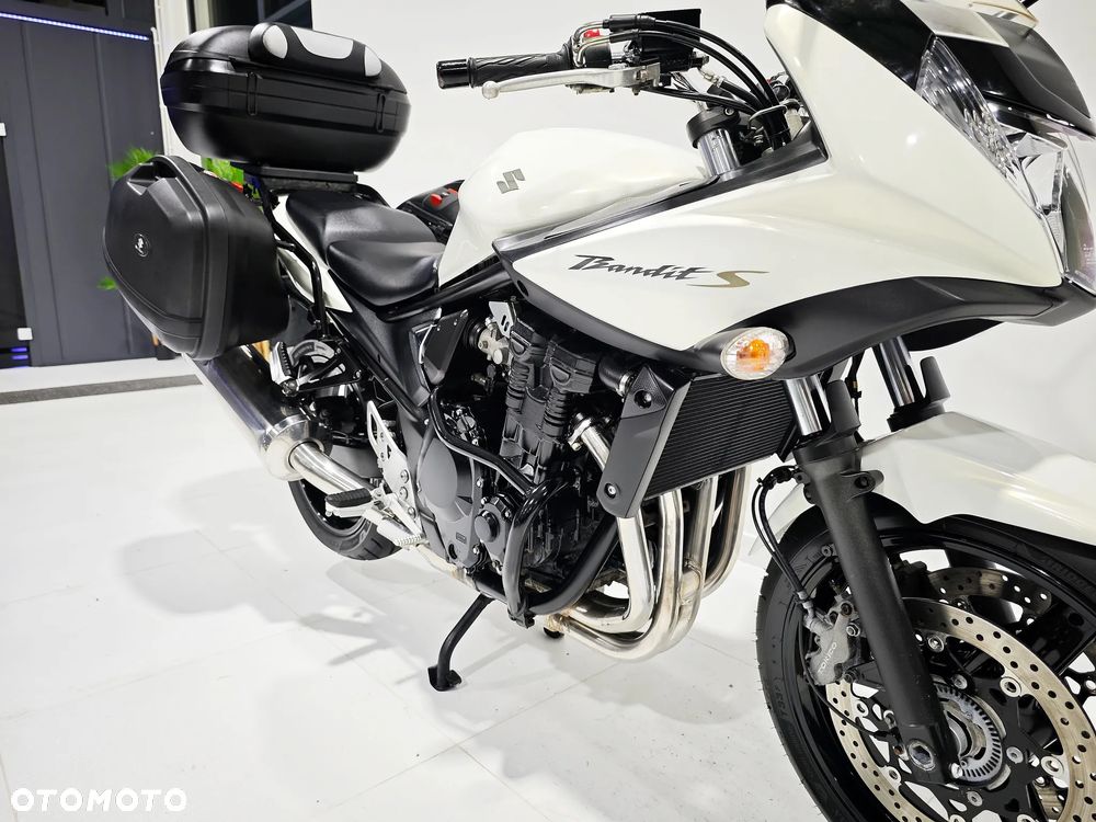 Suzuki Bandit - 9