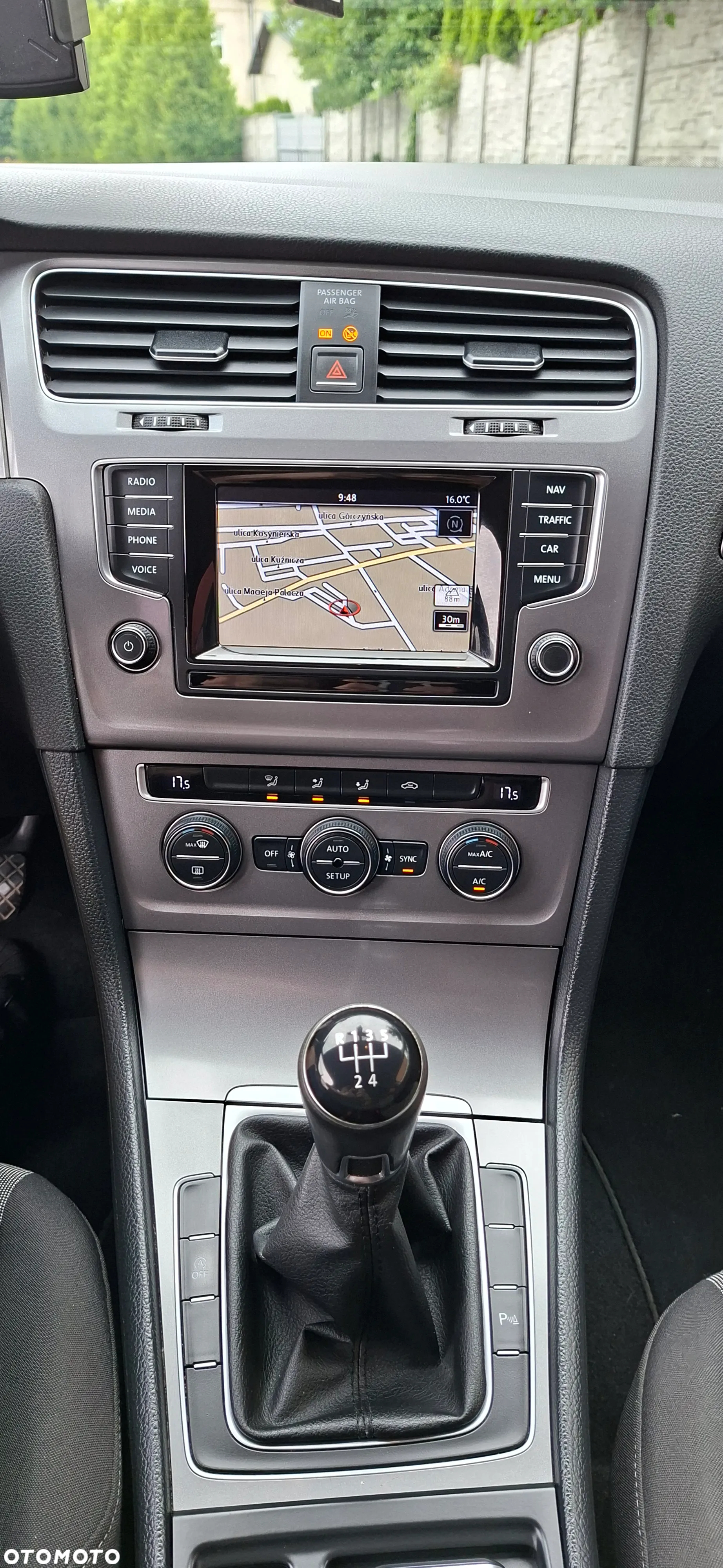 Volkswagen Golf Variant 1.6 TDI BlueMotion Technology Trendline - 12