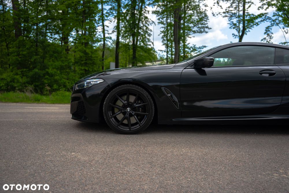 BMW Seria 8 - 8