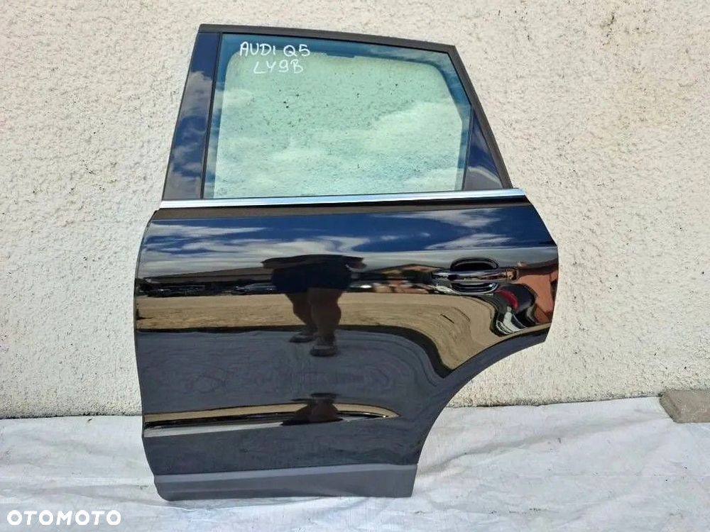 Audi Q5 SQ5 2009 Lewa strona Drzwi tylne lewy tył LY9B - 1