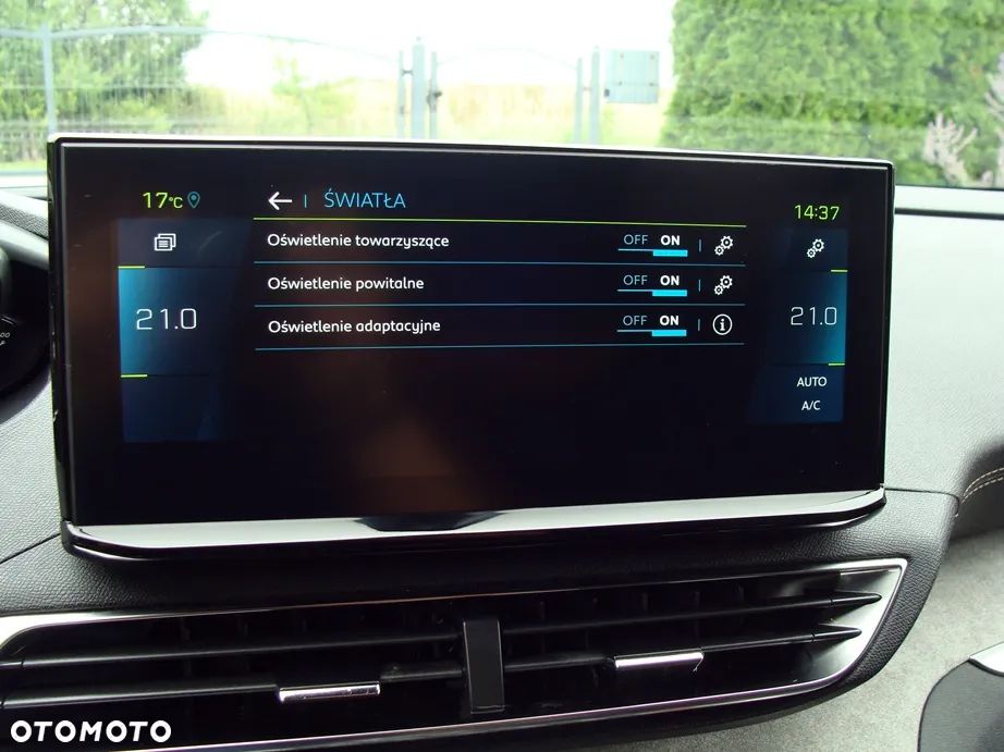 Peugeot 3008 Hybrid 225 e-EAT8 GT Pack - 26