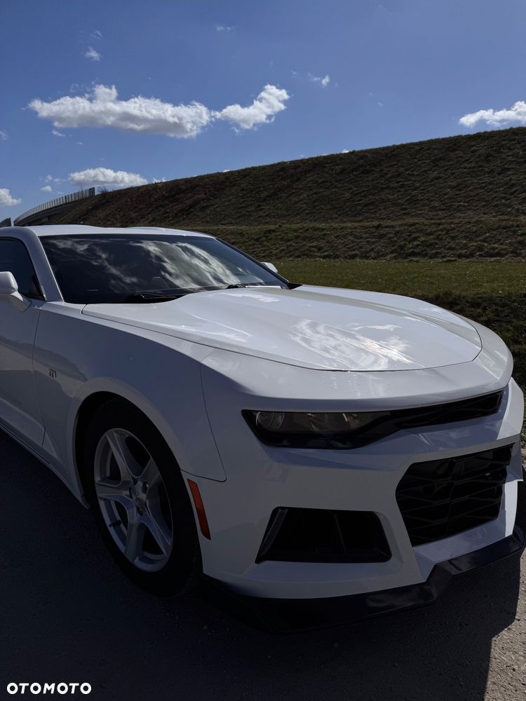Chevrolet Camaro 2.0 - 9