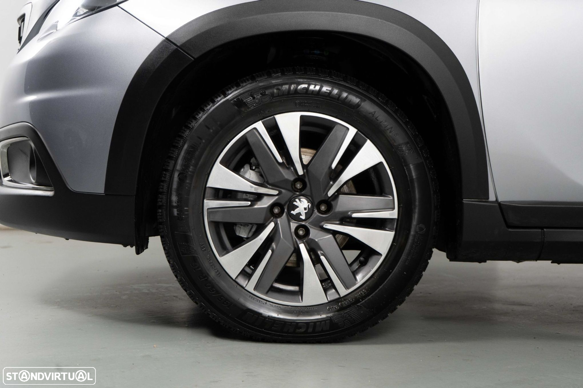 Peugeot 2008 1.2 PureTech Allure Pack EAT8 - 17