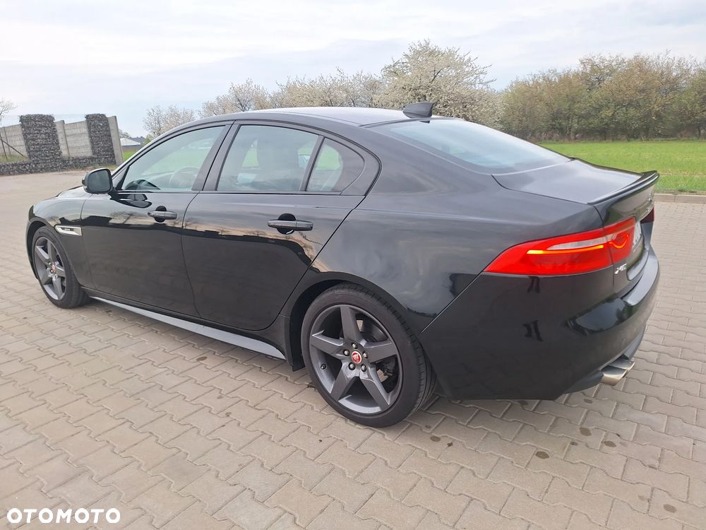 Jaguar XE 20d R-Sport - 7
