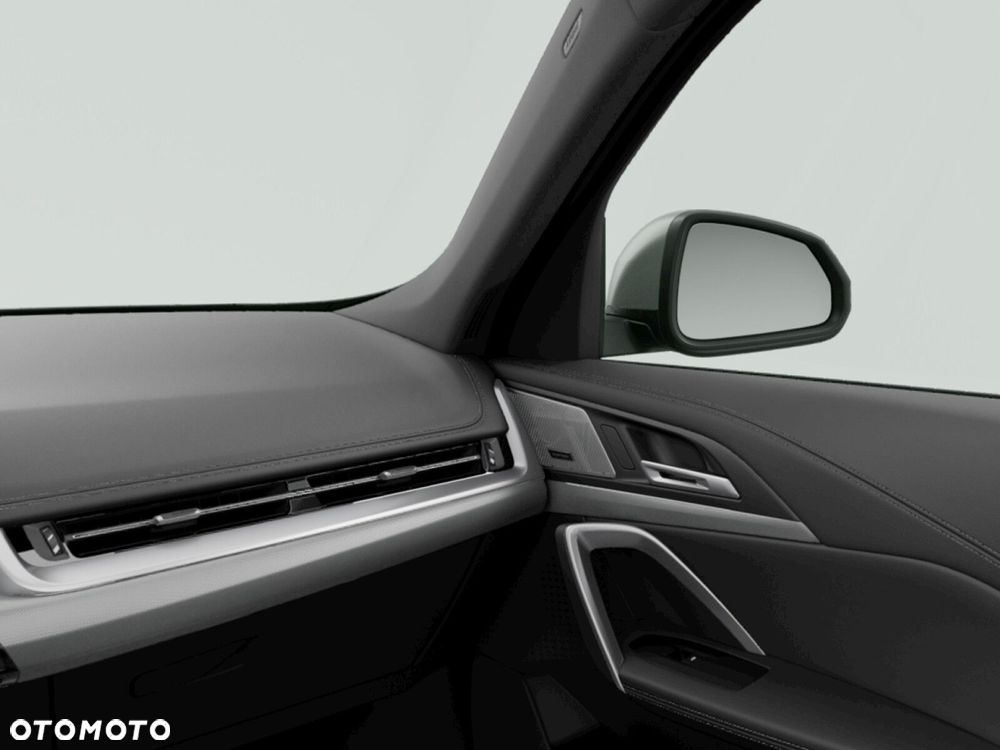 BMW X1 - 10