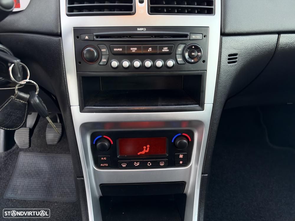 Peugeot 307 1.4 16V Premium - 11