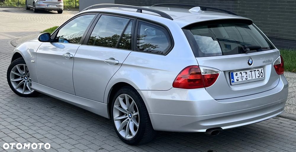 BMW 3 Series 2007 photo 2