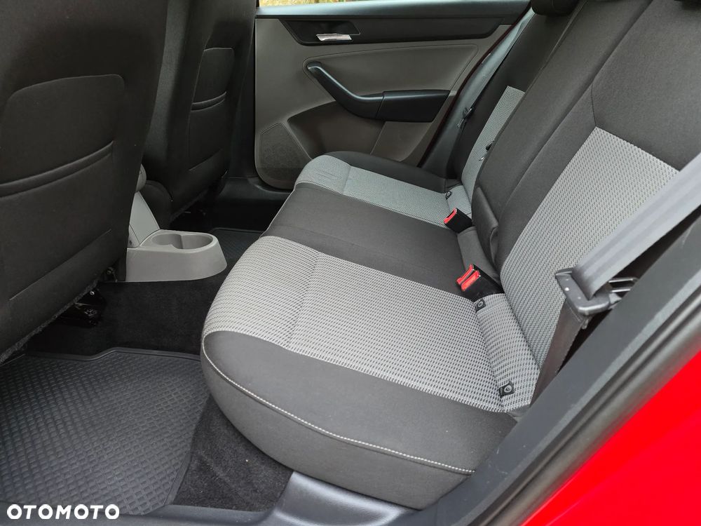 Seat Toledo 1.2 TSI Reference - 23
