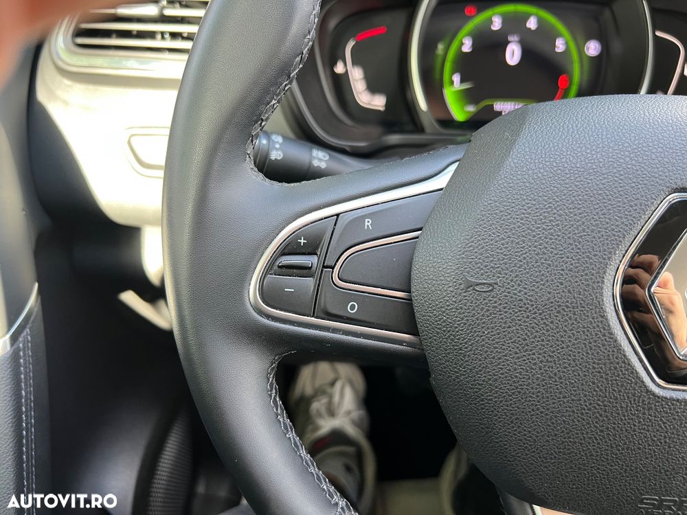 Renault Kadjar TCe 140 GPF BUSINESS EDITION - 18