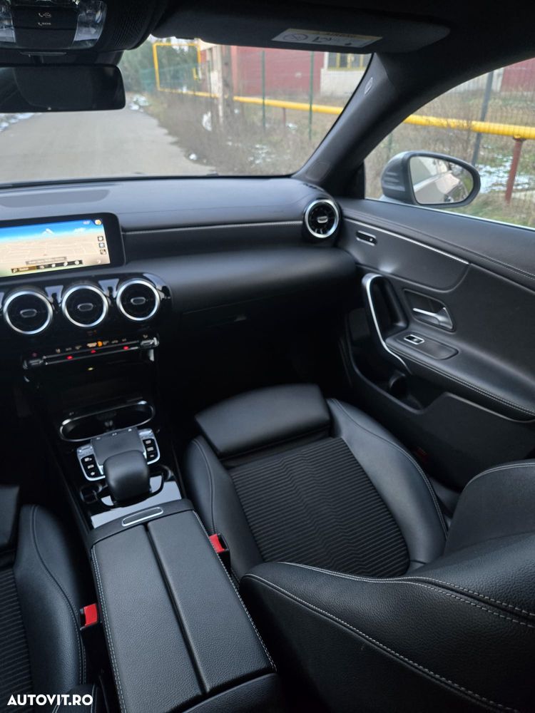 Mercedes-Benz CLA 180 - 24