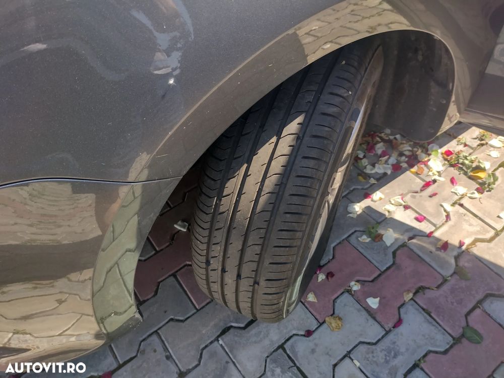 Volkswagen Sharan 2.0 TDI DSG Highline Black Style - 10