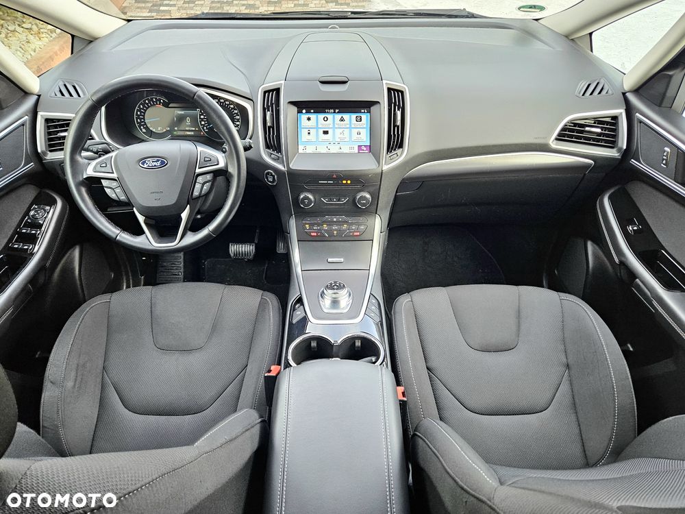Ford S-Max - 22