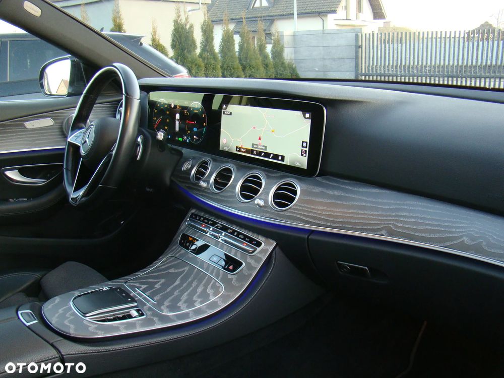 Mercedes-Benz Klasa E 300 de 9G-TRONIC AMG Line - 35