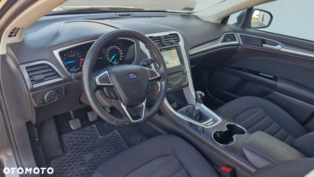 Ford Mondeo 2.0 TDCi Ambiente - 4