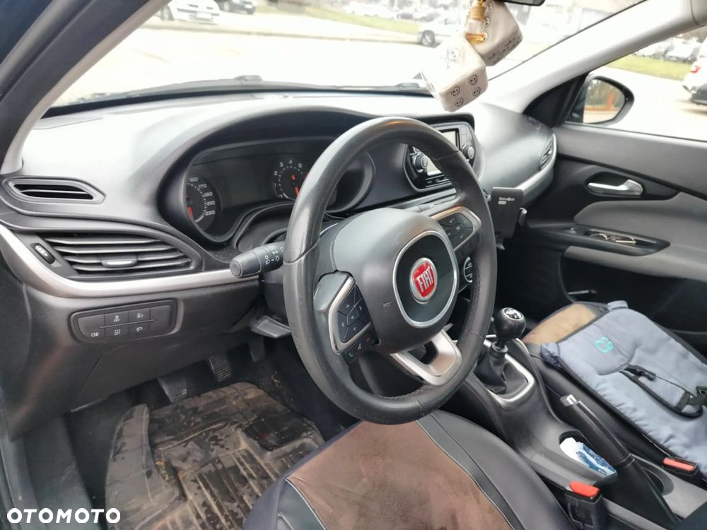 Fiat Tipo 1.4 T-Jet Easy - 11