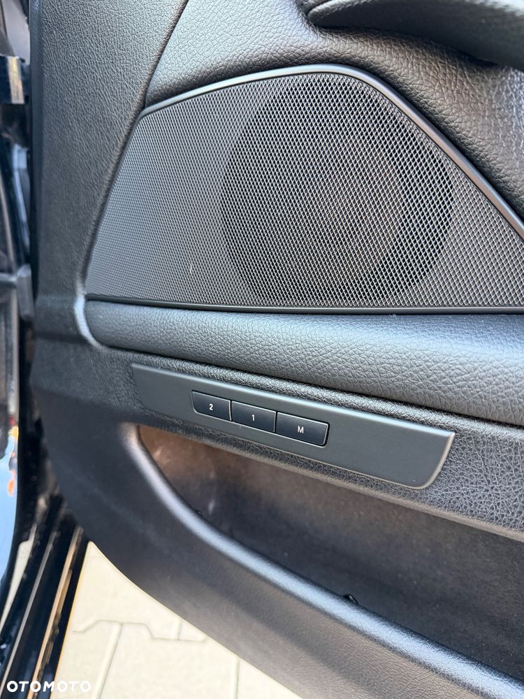 BMW Seria 5 520d - 23
