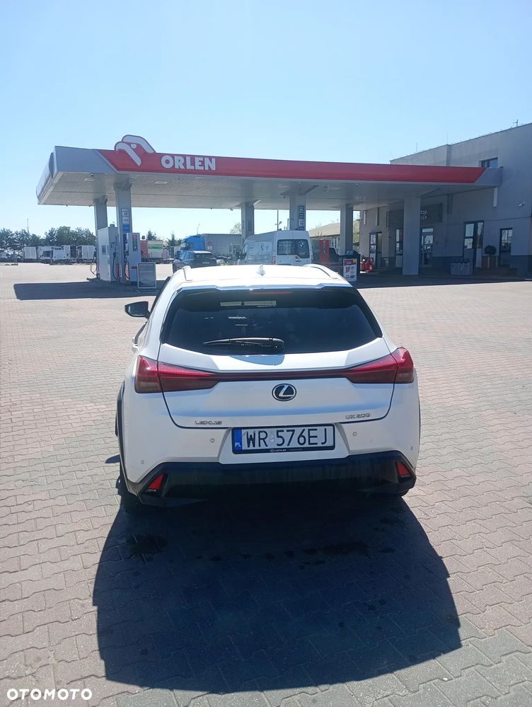 Lexus UX - 6